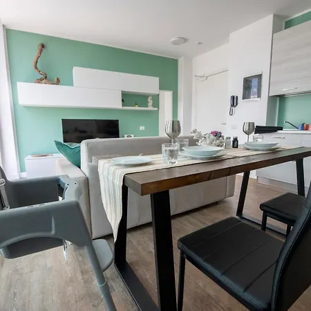 Attico Luxury Con Parcheggio E Terrazza Vista Mozzafiato * 热那亚