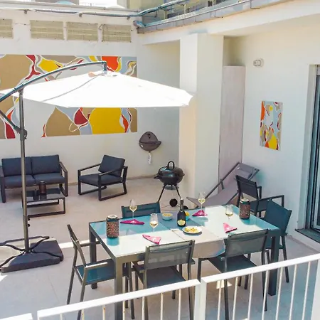 公寓 Attico Luxury Con Parcheggio E Terrazza Vista Mozzafiato 热那亚